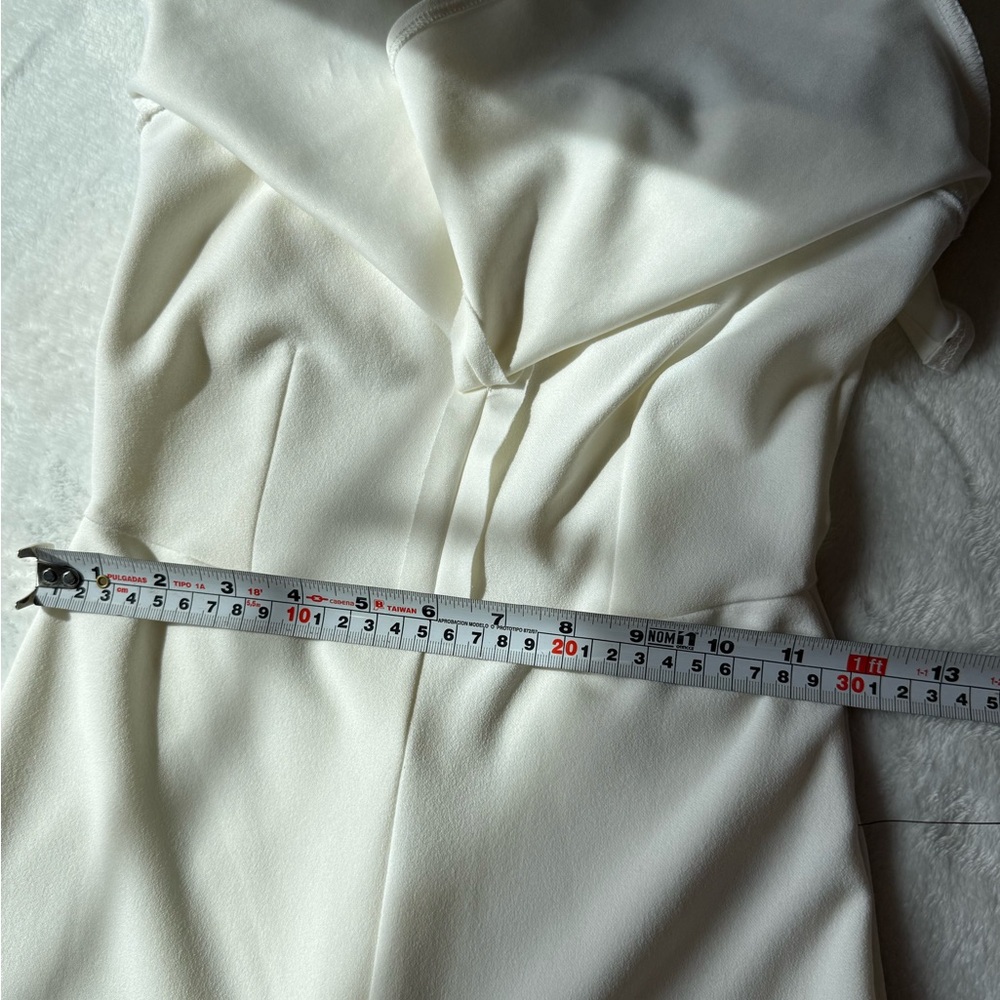 Lulu's White Strapless V-Notch Wide-Leg Jumpsuit Size XS Graduation Outfit - Picture 15 of 16